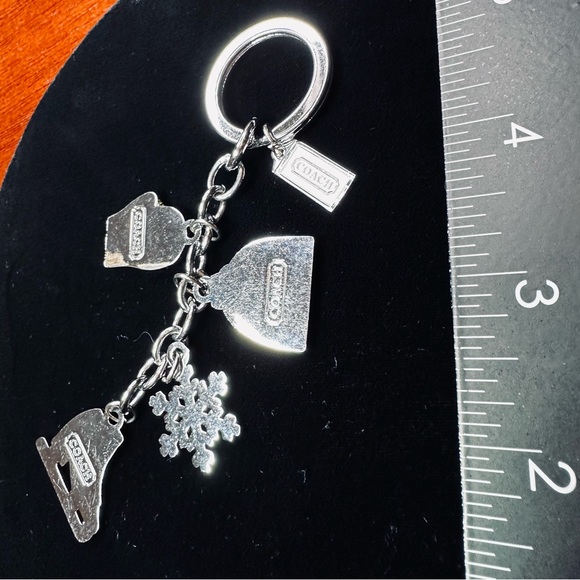 COACH Ice Skate Winter Keychain - Picture 3 of 5